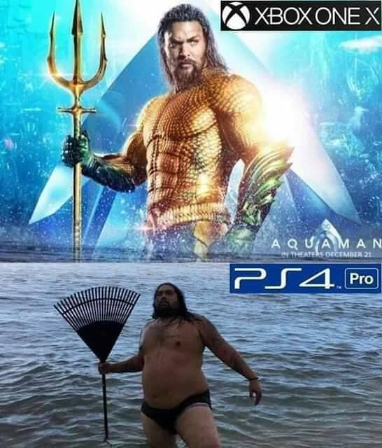 MEME VIDEOJUEGO GUERRA DE CONSOLAS CON AQUAMAN