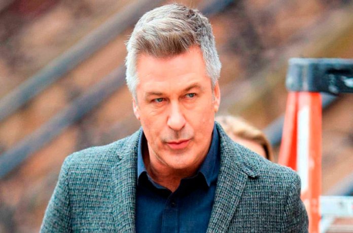 Alec Baldwin mata accidentalmente a la fotógrafa Halyna Hutchis en el rodaje de la película Rust