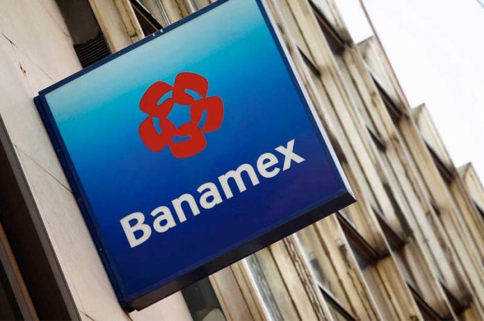 AMLO avala posible compra de Citibanamex por Grupo México