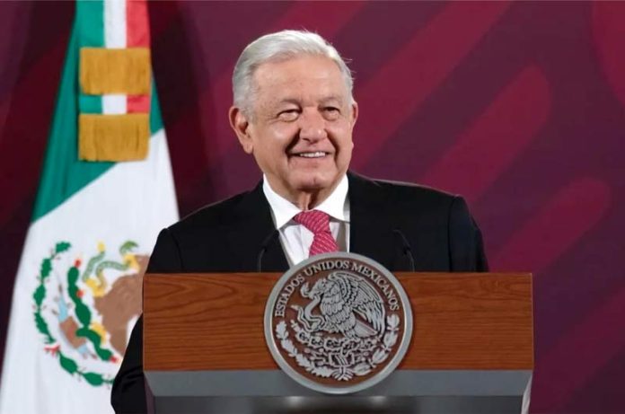 AMLO Responde A Senador De EU Que Insultó A México Y Le Presume El Tren Maya